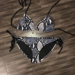 Triangl bikini- worn once!